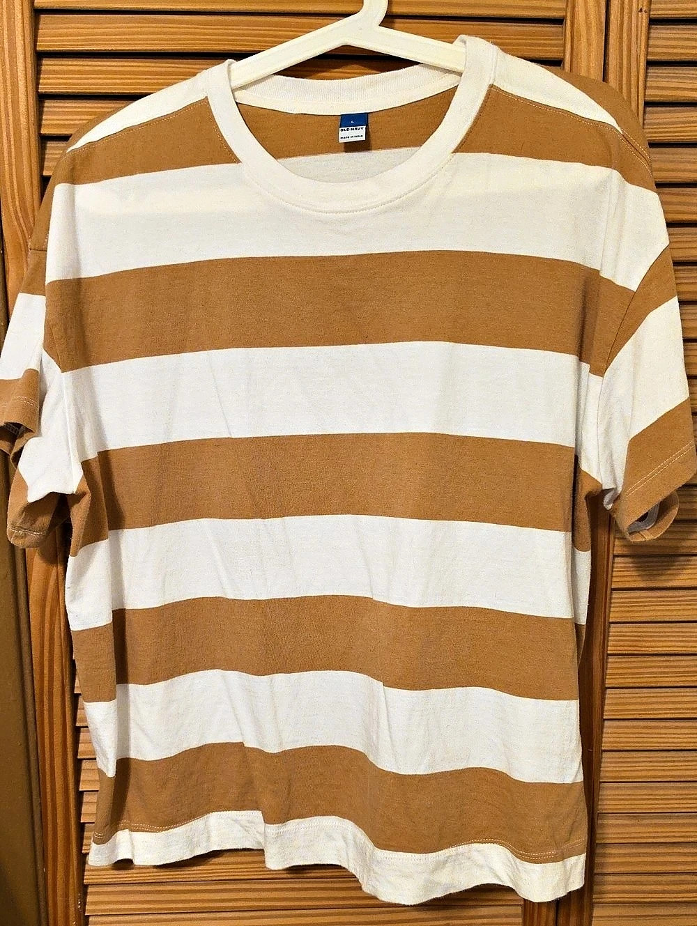 Old Navy Striped Short Sleeve Tee in Brown & White Large
